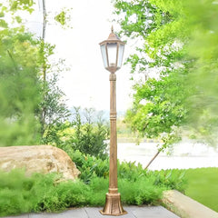 Lampione classico da giardino stile lanterna in vetro satinato con palo alto