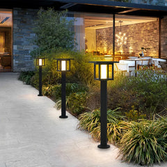 Lampioncino da giardino solare a LED con diffusore in vetro nero dal design moderno