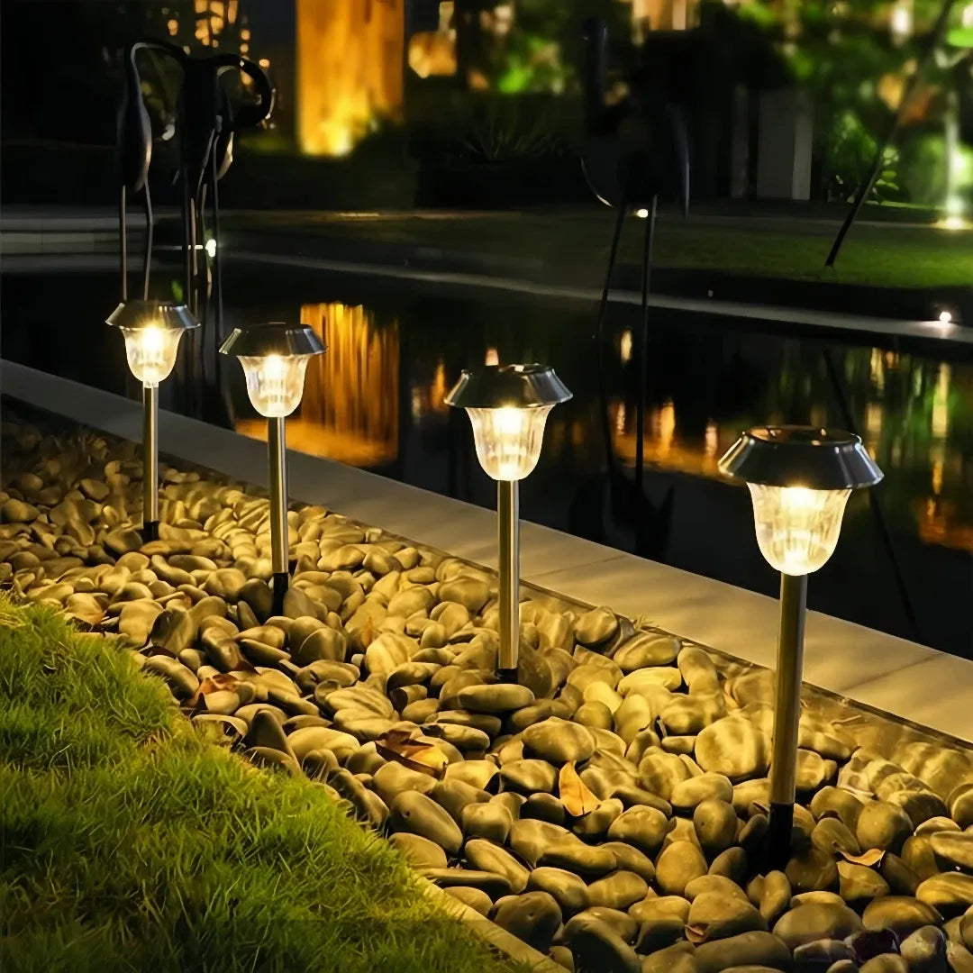 Paletto LED solare da giardino in acciaio inox dal design minimalista