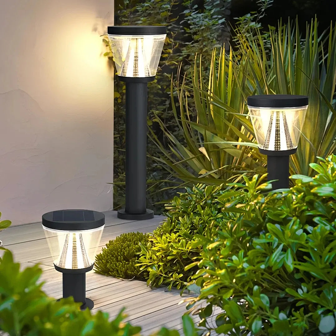 Paletto da giardino solare LED con diffusore conico dal design contemporaneo
