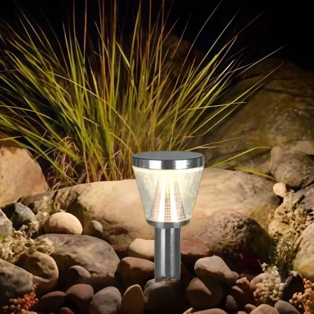 Paletto da giardino solare LED con diffusore conico dal design contemporaneo