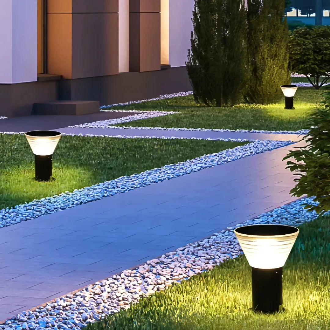 Paletto solare da giardino moderno a LED con diffusore con cappello conico