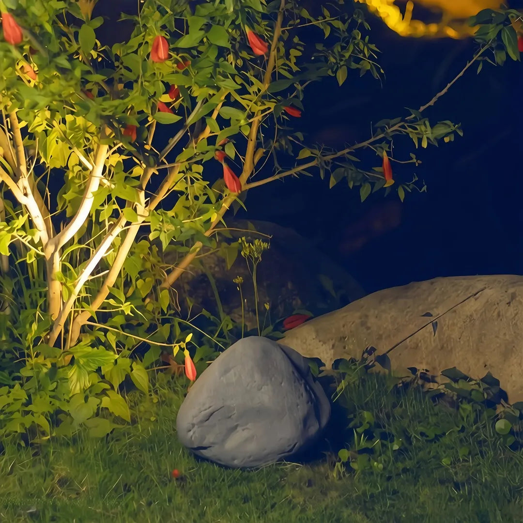 Lampada da giardino a forma di sasso moderna a LED per illuminazione d'accento