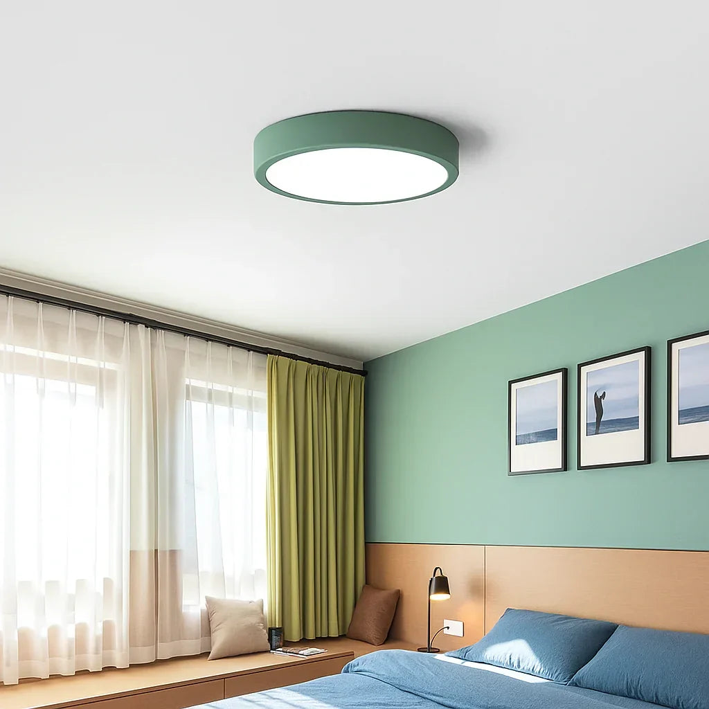 Plafoniera rotonda LED dimmerabile dal design minimal per camera da letto