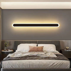 Applique lineare LED dimmerabile dal design moderno in metallo nero