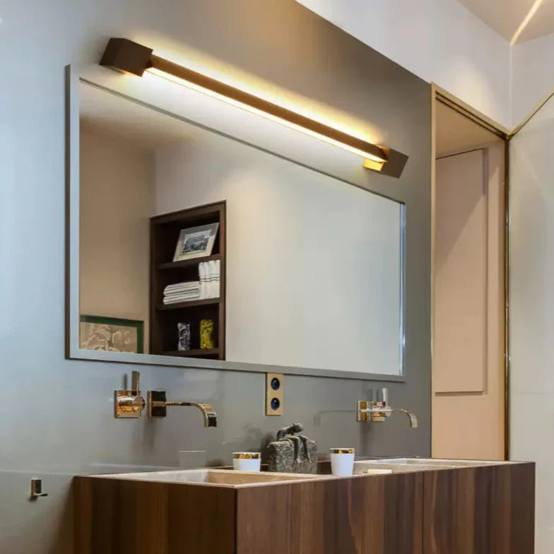 Applique orientabile da parete lineare LED con rotazione fino a 350° in metallo nero