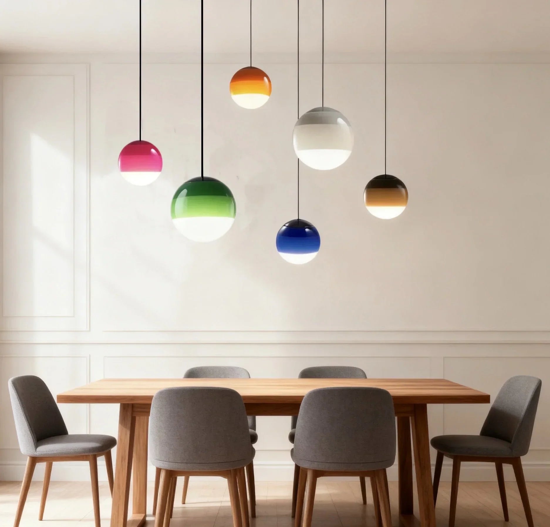 Lampadario a sospensione in vetro colorato a sfera con LED in stile nordico per sala pranzo