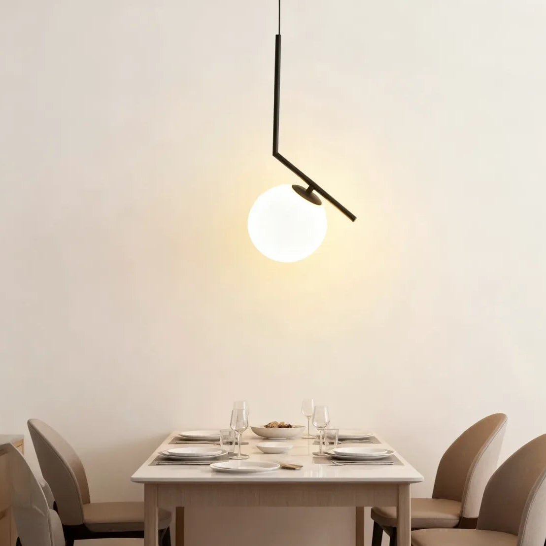 Lampadario con sfere in vetro LED design moderno altezza regolabile per sala pranzo
