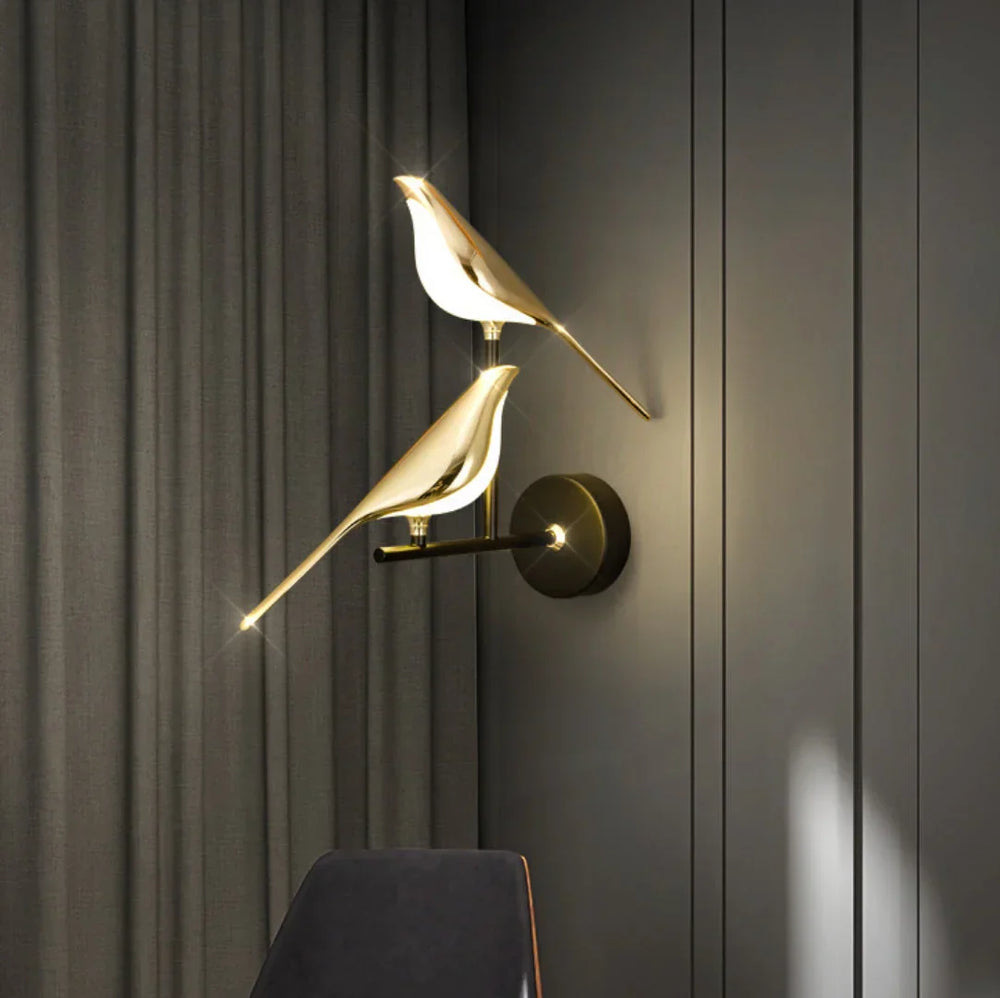 Applique da parete design moderno LED orientabile oro per comodino a forma di uccello