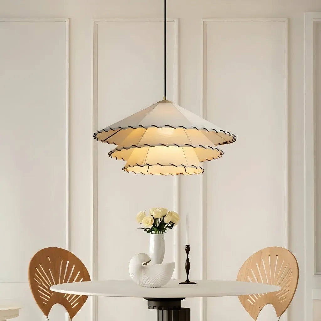 Lampada a sospensione con paralume in tessuto plissettato dimmerabile dalla forma a cascata in stile retrò per sala da pranzo