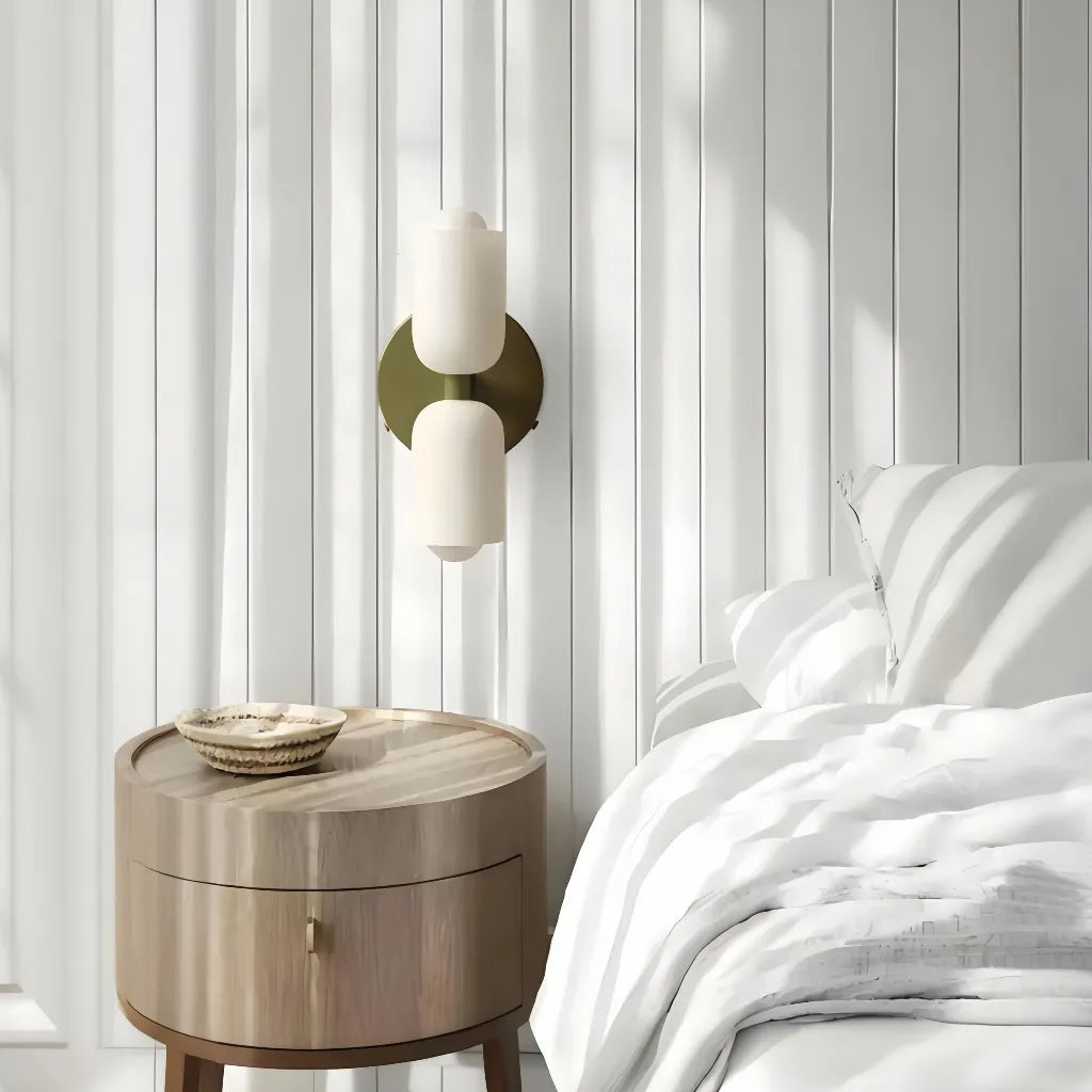 Applique up and down dimmerabile in vetro dal design moderno per comodino