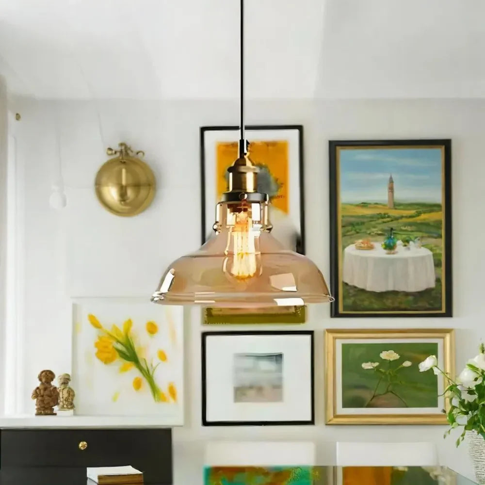 Lampadario a sospensione in vetro e ottone contemporaneo per sala da pranzo