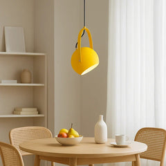 Lampadario a sospensione a sfera orientabile in metallo dal design nordico per la sala da pranzo