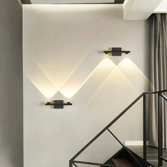 Applique lineare LED moderna dimmerabile con fasci di luce per soggiorno