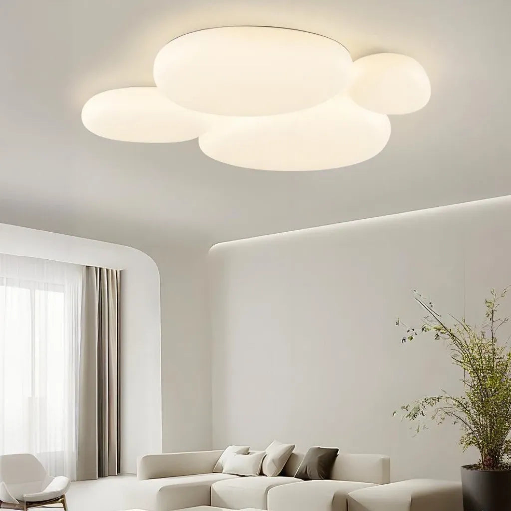 Plafoniera LED bianca dimmerabile con forma organica moderna per camera da letto