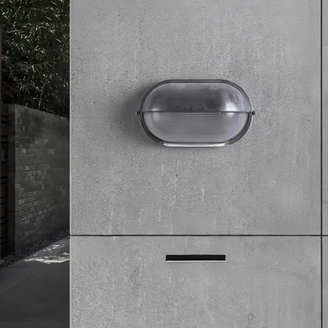 Applique da esterno con sensore industriale di forma ovale finitura spazzolata