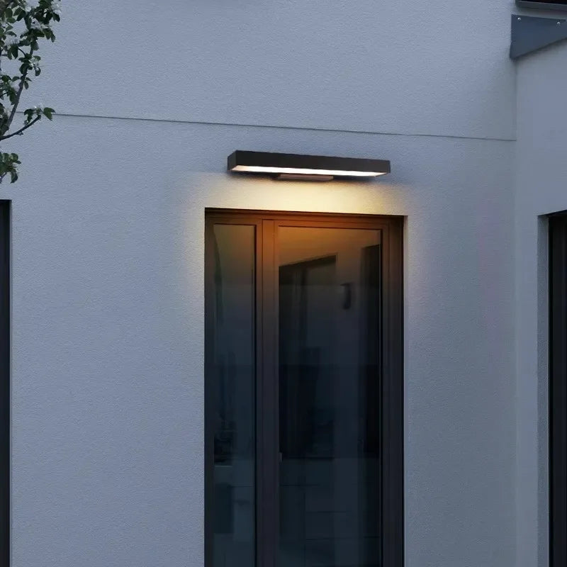 Applique per esterno con sensore di movimento a LED moderna lineare in acciaio inox nero