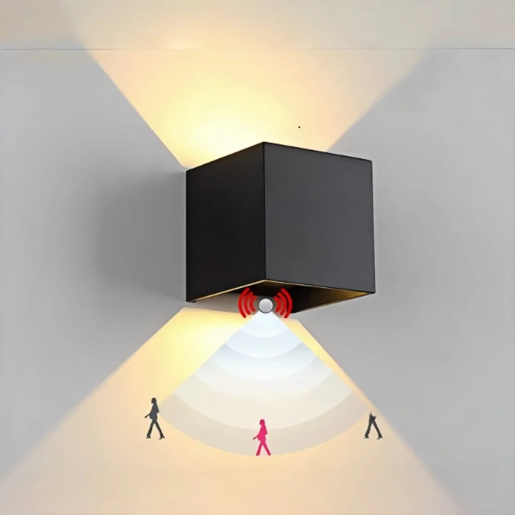 Applique da esterno con sensore di movimento a LED bidirezionale regolabile stile minimal