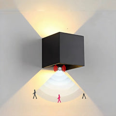 Applique da esterno con sensore di movimento a LED bidirezionale regolabile stile minimal