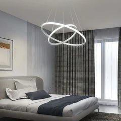 Lampadario ad anelli LED dimmerabile in metallo dal design moderno per soggiorno