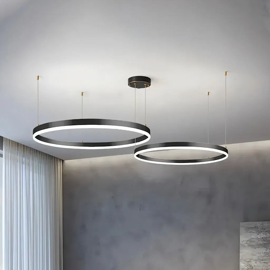 Lampadario LED a cerchi multipli dimmerabile in metallo dal design moderno per soggiorno