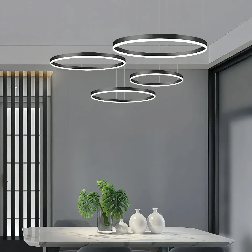 Lampadario LED a cerchi multipli dimmerabile in metallo dal design moderno per soggiorno
