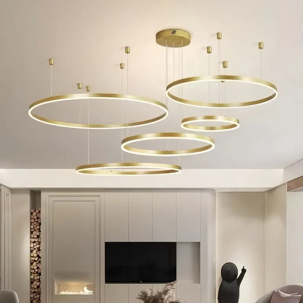 Lampadario LED a cerchi multipli dimmerabile in metallo dal design moderno per soggiorno