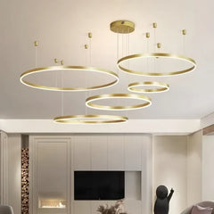 Lampadario LED a cerchi multipli dimmerabile in metallo dal design moderno per soggiorno