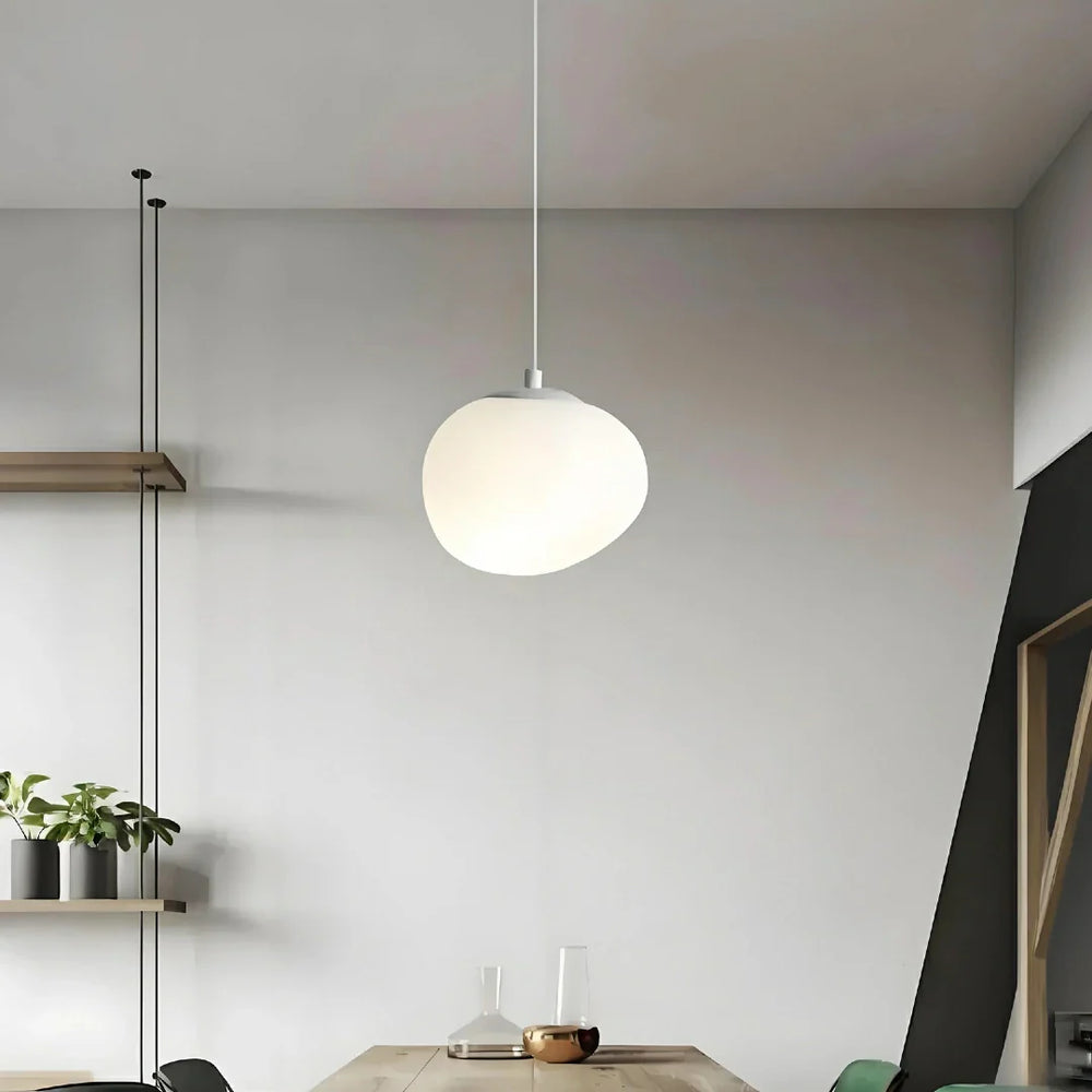 Lampadario a sfere bianche stile nordico per sala da pranzo