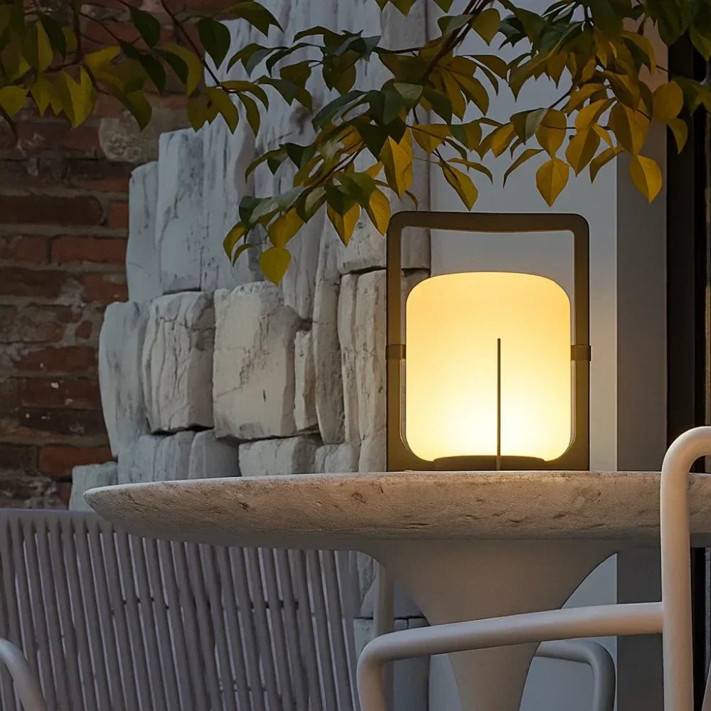 Lampada portatile da esterno a lanterna LED calda solare in vetro per giardino