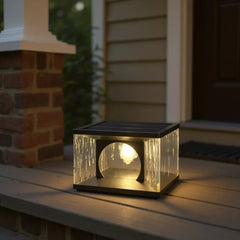 Lampada da pilastro per esterno cubo nero LED solare in vetro design moderno
