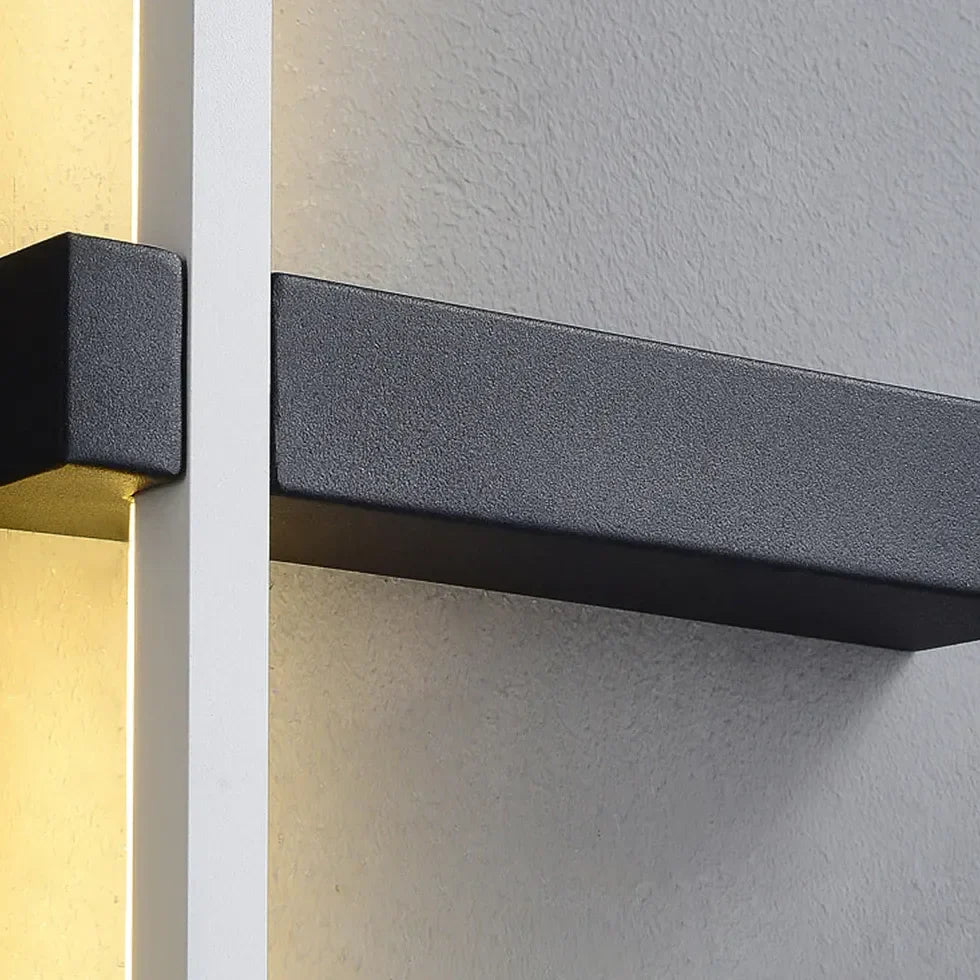 Applique da parete lineare LED in metallo dal design moderno