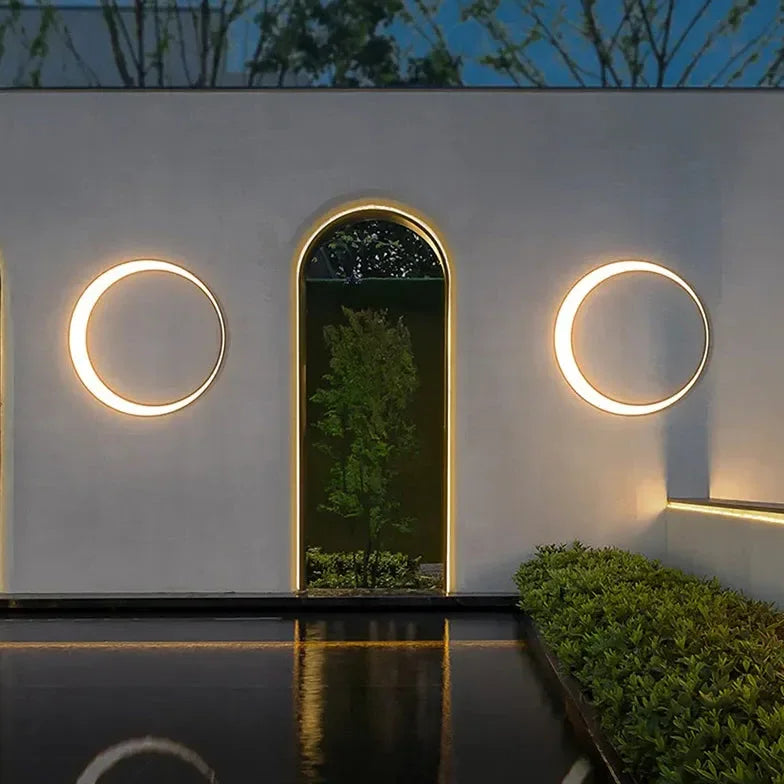 Applique da esterno design ad anello a forma di luna stile moderno LED in metallo