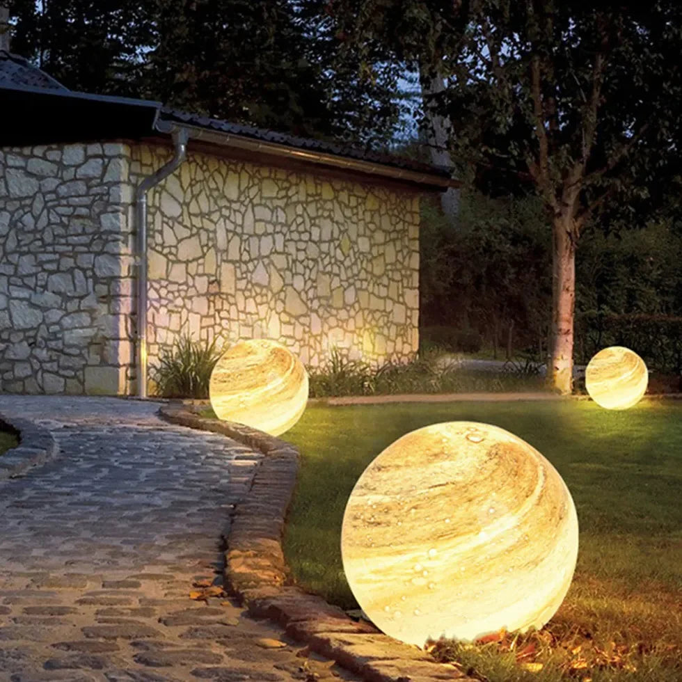 Luce decorativa da esterno a forma di luna con LED solare stile moderno per giardino