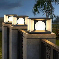 Lampada da pilastro LED solare moderna in metallo nero a cubo