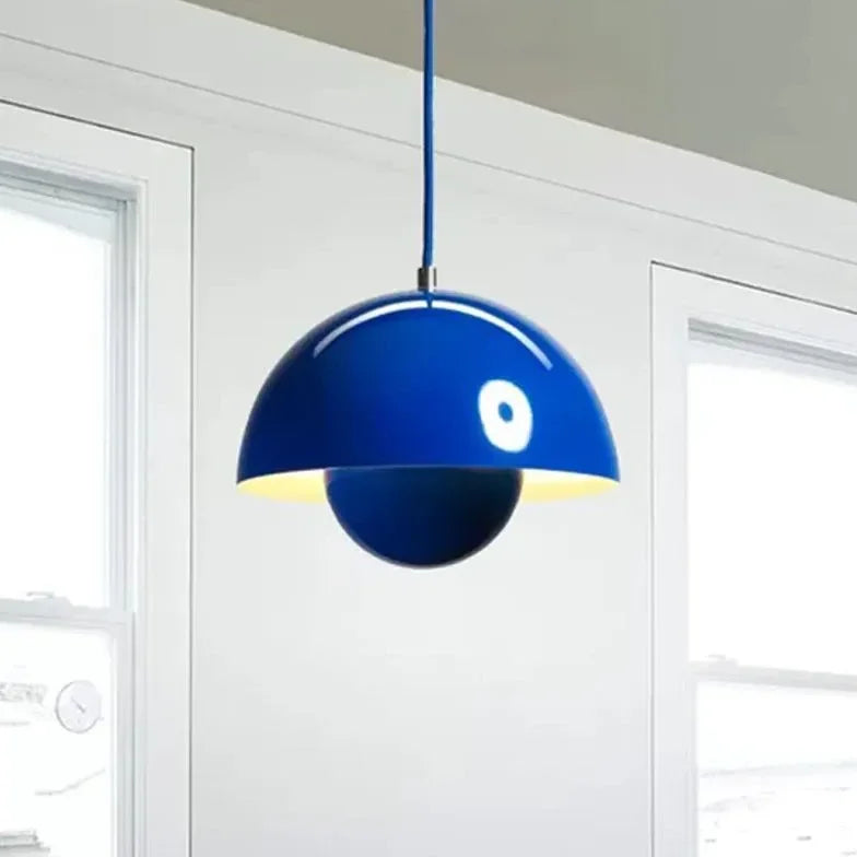 Lampadario a cupola in metallo a doppio guscio stile scandinavo per sala da pranzo