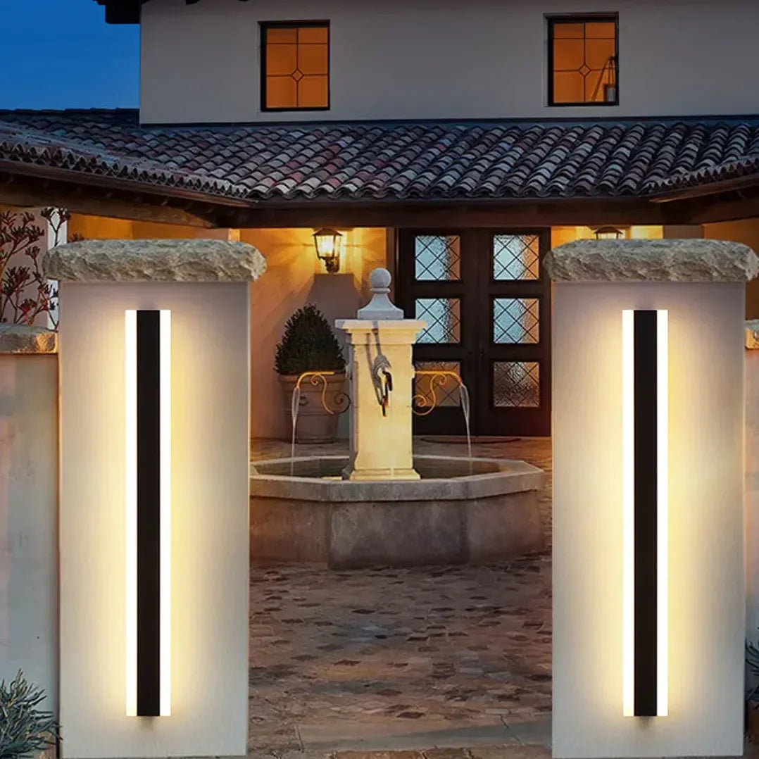 Applique da esterno moderno lineare LED in metallo nero