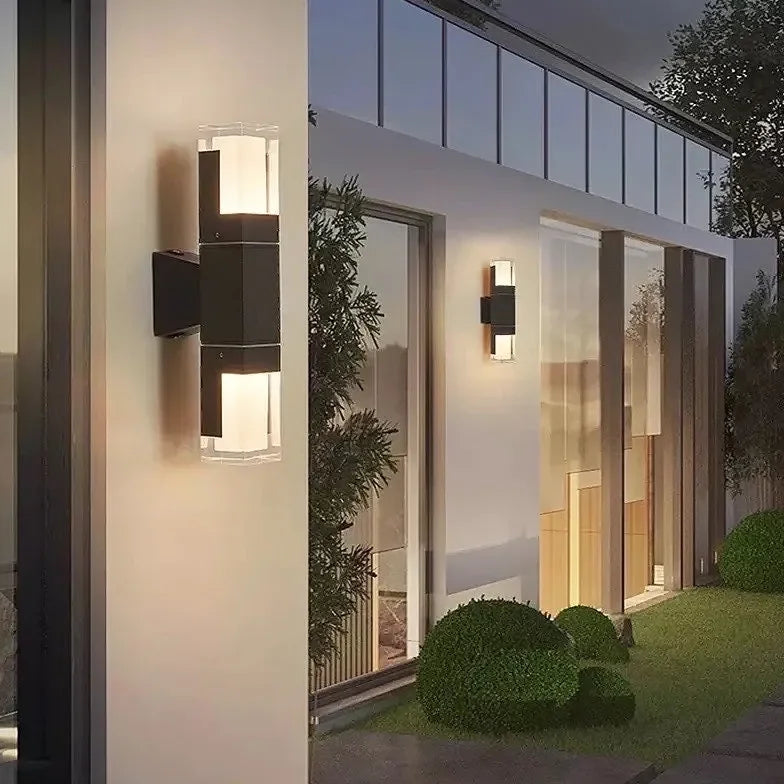 Applique da esterno con sensore di movimento LED a forma di colonna rettangolare nera moderna