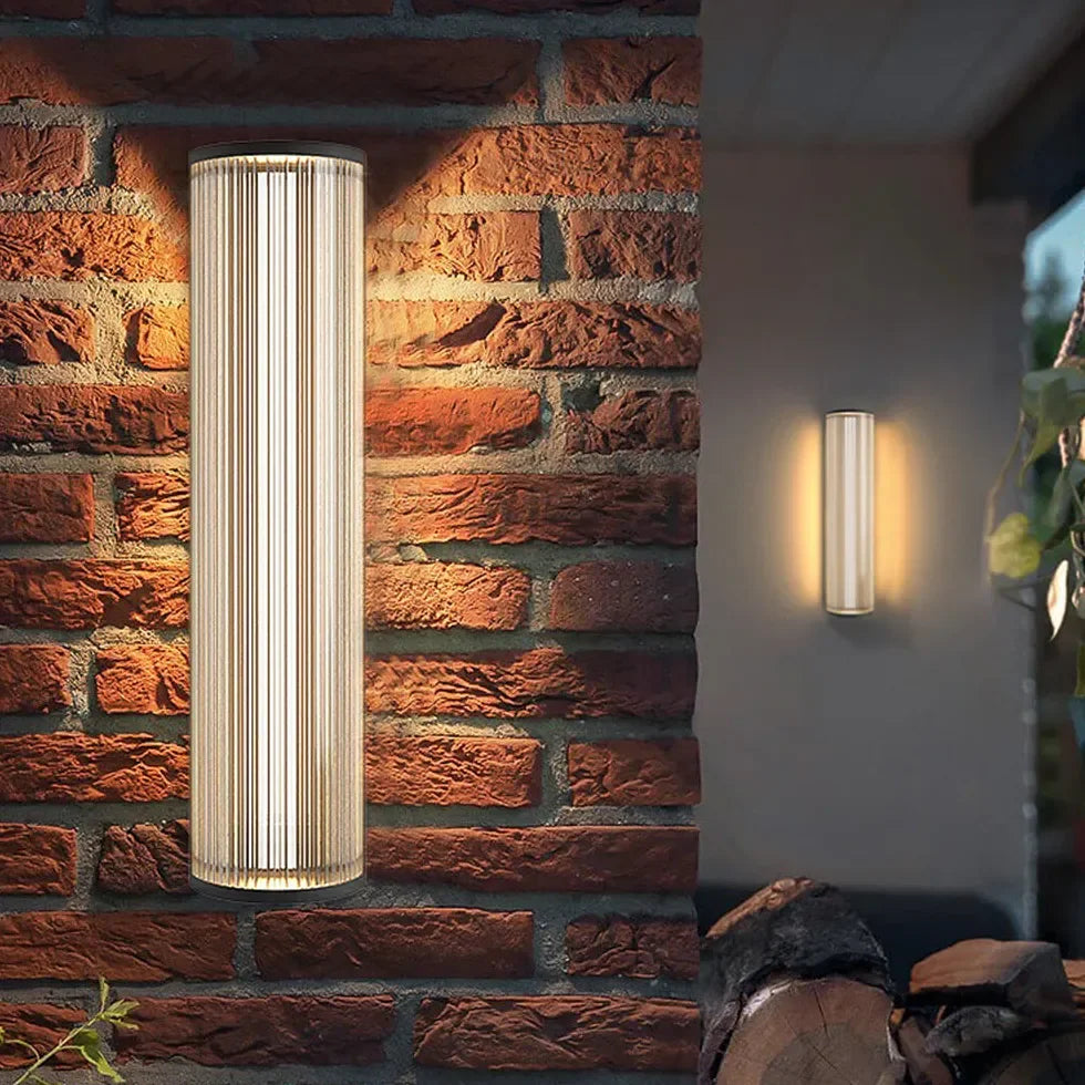 Applique da esterno per giardino moderno a LED solare nero con diffusore cilindrico