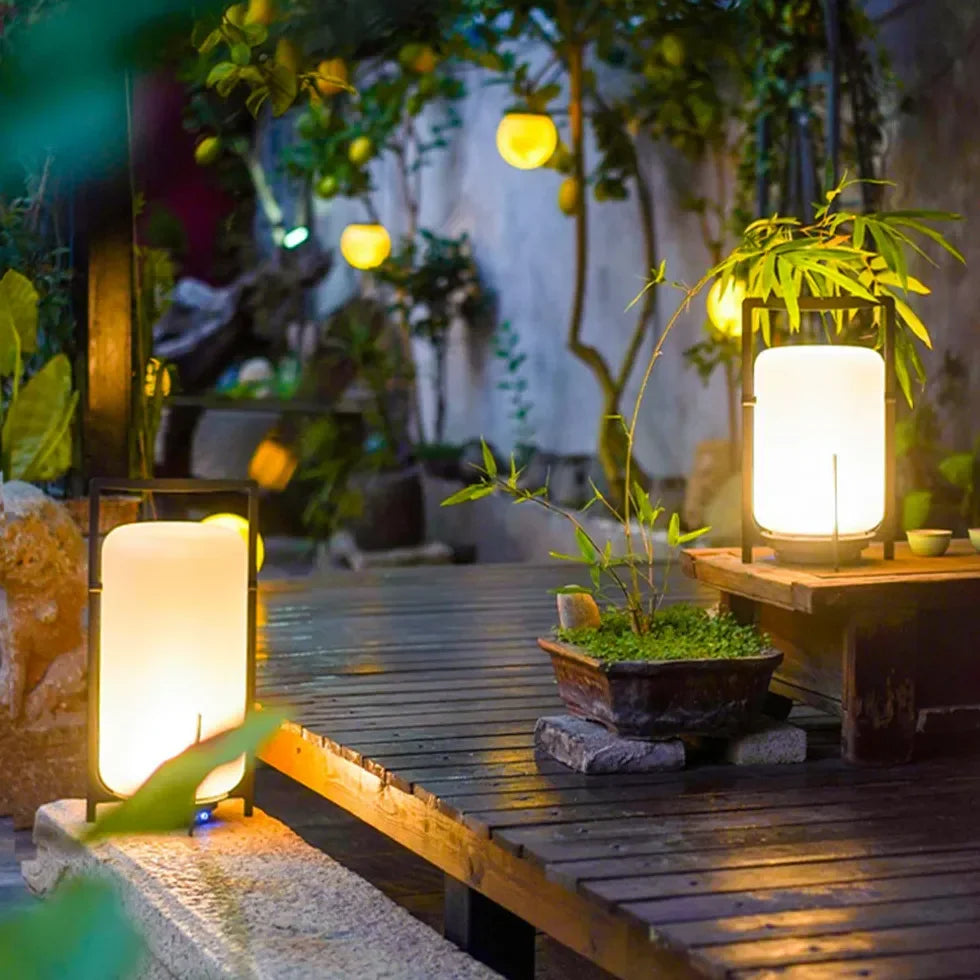 Lampada portatile da esterno a lanterna LED calda solare in vetro per giardino