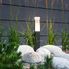 Luce solare lampione da giardino con sensore di movimento dal design moderno