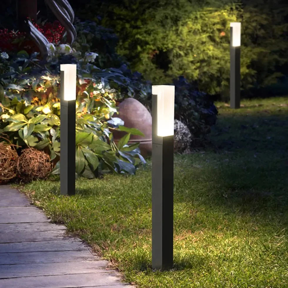 Luce solare lampione da giardino con sensore di movimento dal design moderno